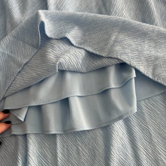 Abercrombie and Fitch Crinkle texture set - L top, LP skirt, worn once - Picture 5 of 8